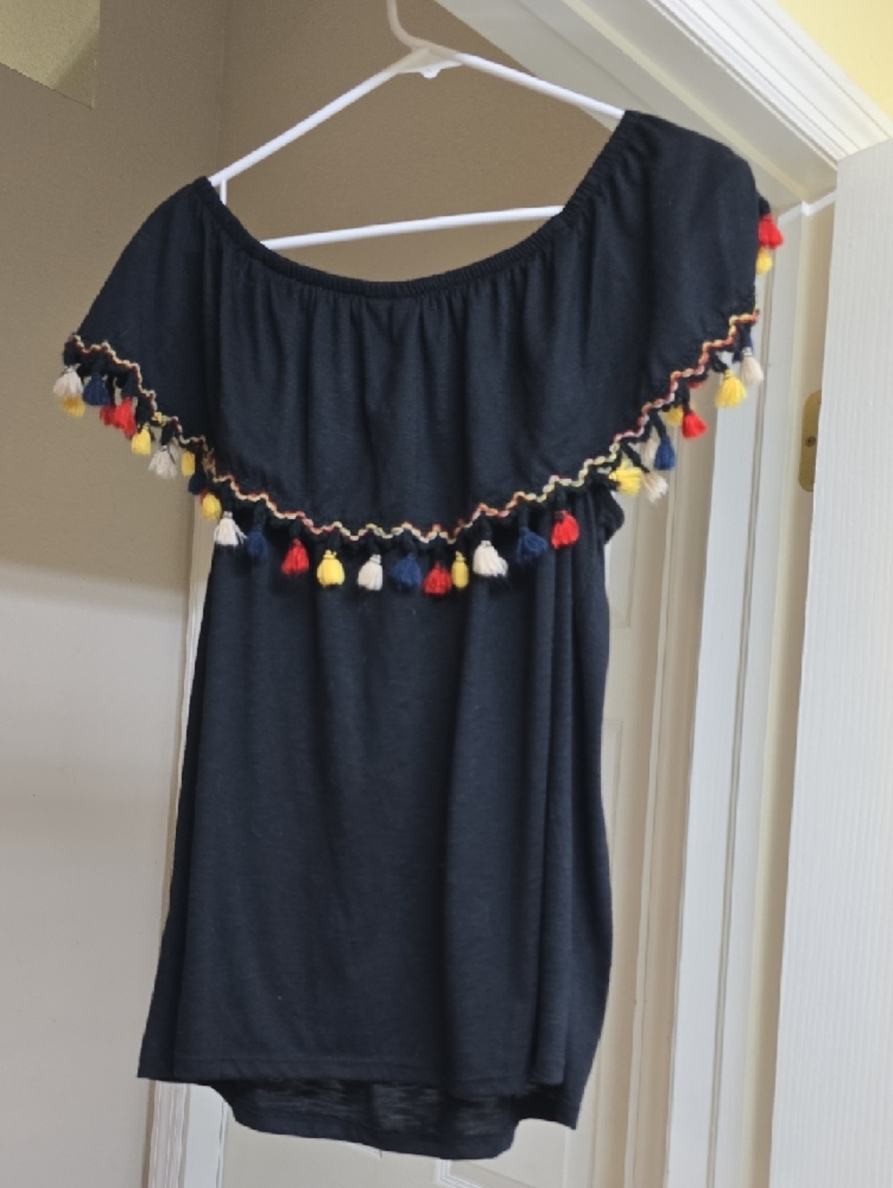 Women’s Black Off-Shoulder Tassel Trim Tunic - Picture 2 of 4